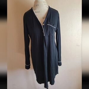 UGG® Henning High/Low black Sleep Dress Size small